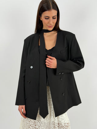 Blazer Lumina Nero Senza Revers con Cravatta