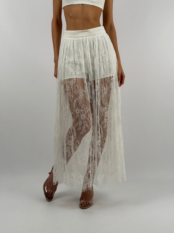 Set Top e Gonna Lunga in Pizzo Bianco Lumina