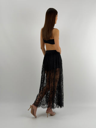 Set Top e Gonna Lunga in Pizzo Nero Lumina