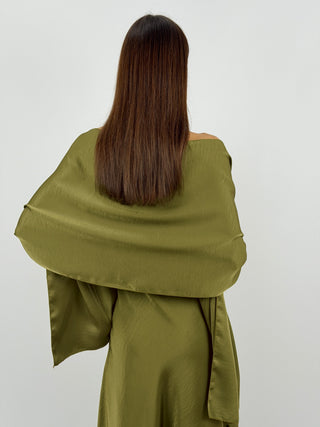 Stola in Satin Verde Olio