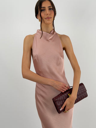Abito Halter con Scollo Morbido sul Retro Rosa Antico