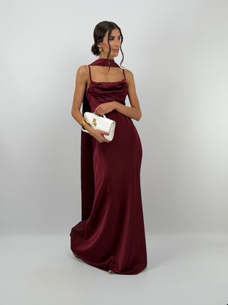 Abito Lungo Satin con Foulard Bordeaux