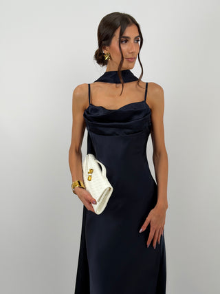 Abito Lungo Satin con Foulard Blu