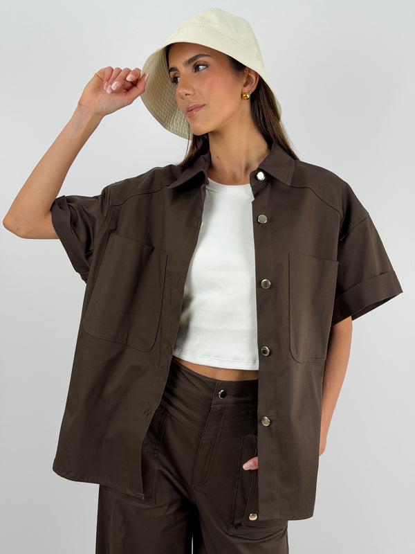 Set Overshirt e Pantalone con Bottoni Marrone Lumina