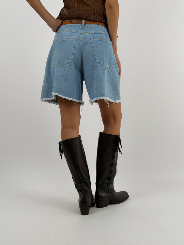 Bermuda in Denim con Ricami e Cintura