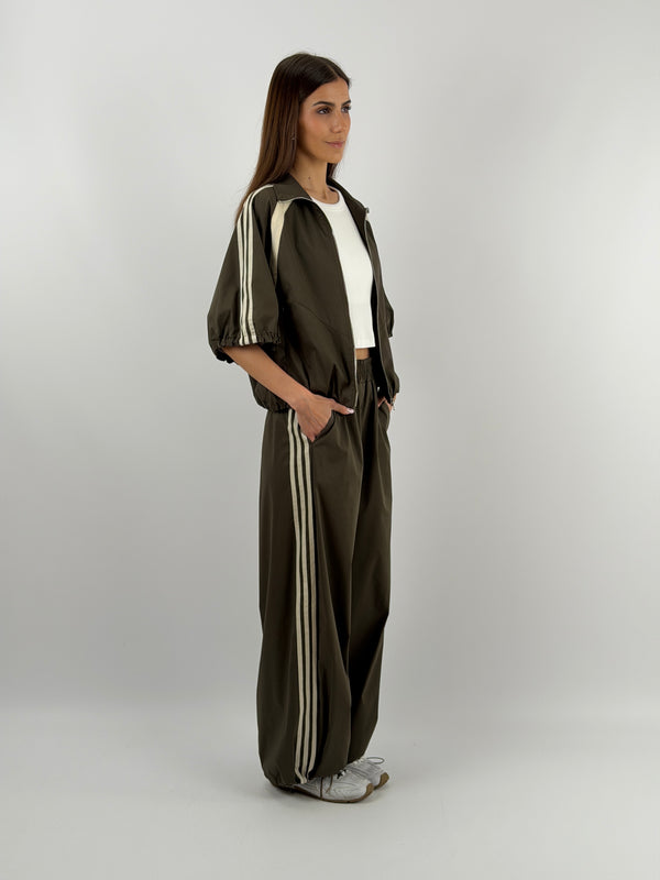 Pantalone Sportivo Verde Militare con Bande Lumina