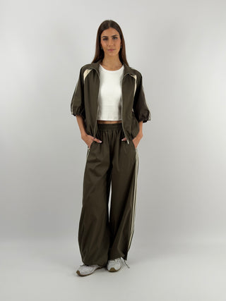Set Giacca e Pantalone Sportivo Verde Militare con Bande Lumina