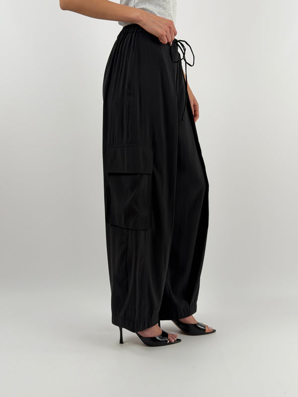 Pantalone Cargo Fluido Nero Lumina