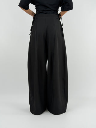 Pantalone con Pinces Nero