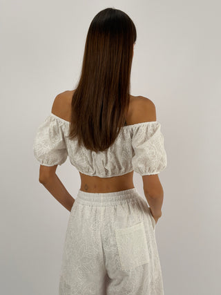 Set Top e Pantalone Bianco con Ricami Lumina