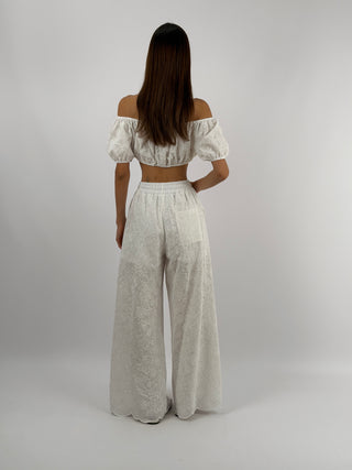 Set Top e Pantalone Bianco con Ricami Lumina