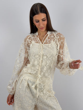 Coordinato Blusa e Shorts in Pizzo Beige