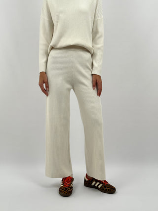 Coordinato Comfy Cute a Costine Crema