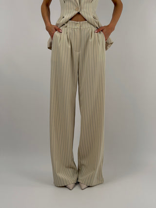 Completo Gessato con Gilet Beige