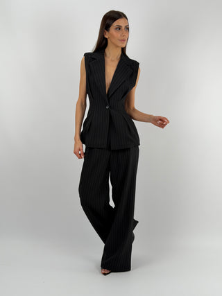 Completo Gessato con Gilet Nero