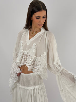 Set Blusa e Gonna con Pizzo Bianco