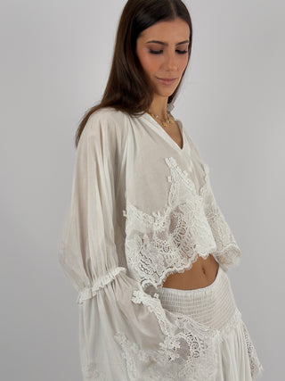 Set Blusa e Gonna con Pizzo Bianco