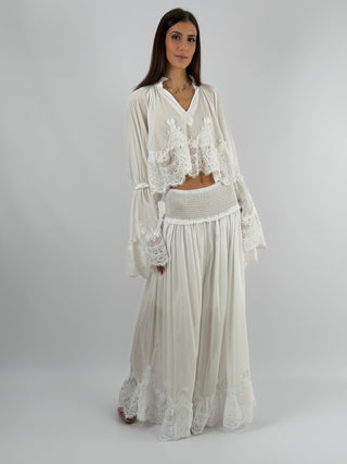Set Blusa e Gonna con Pizzo Bianco