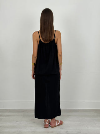 Coordinato Top e Gonna con Applicazioni Nero