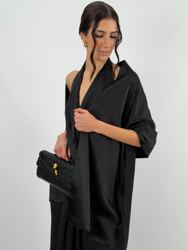 Stola in Satin Nera