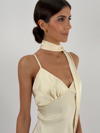 Abito Lungo in Satin con Foulard Avorio