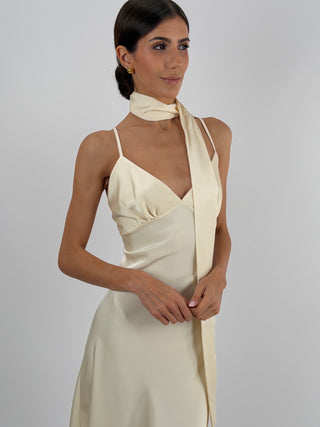Abito Lungo in Satin con Foulard Avorio