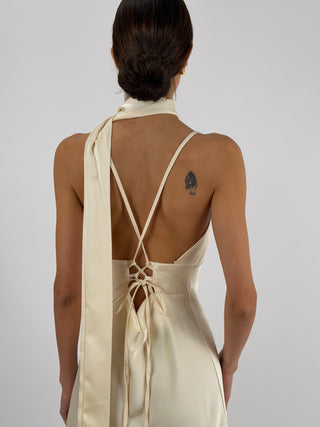 Abito Lungo in Satin con Foulard Avorio