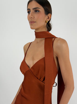 Abito Lungo in Satin con Foulard Ruggine