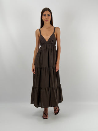 Abito Lungo in Cotone Marrone a balze, con scollo a V e spalline sottili e regolabili | Paloma Store