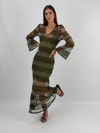Abito Lungo Traforato Verde - Abito lungo verde a maniche lunghe, traforato con motivo a righe, scollo a V e sottoveste. | Paloma Store