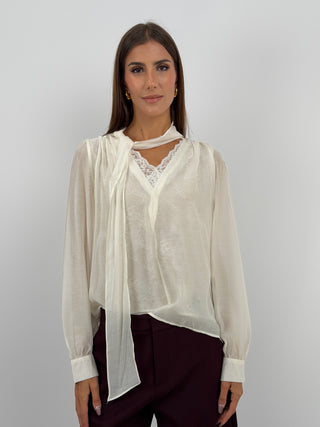 Blusa con Pizzo e Lacci Panna