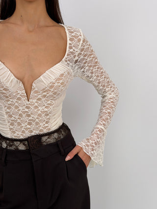 Body con Arricciature e Pizzo Bianco