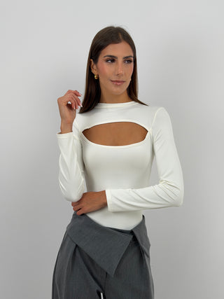 Body con Cut Out Bianco - Body bianco in lycra a maniche lunghe con colletto e cut out frontale. | Paloma Store