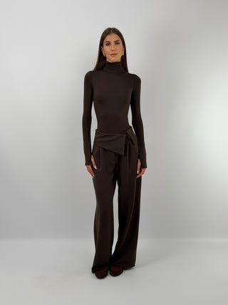 Body Collo Alto Marrone