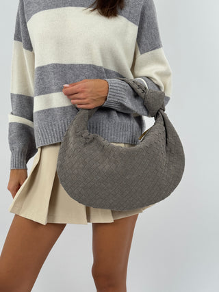 Borsa Knot Media Suede Grigia