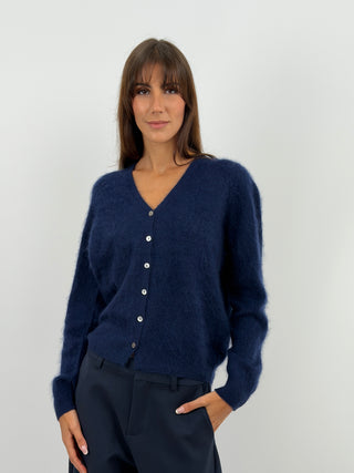 Cardigan Scollo a V in Lana e Cashmere Blu - Cardigan blu in lana e cashmere con scollo a V, maniche lunghe e chiusura con bottoni. Filato morbido che non punge. | Paloma Store