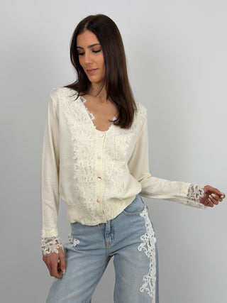 Cardigan Crema con Pizzo