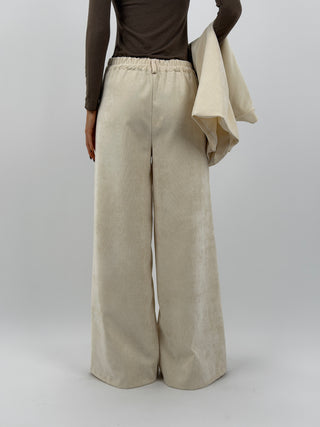 Tailleur Giacca e Pantalone in Velluto a Coste Strette Crema