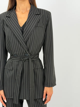 Completo Giacca con Cintura e Pantalone Gessato Nero