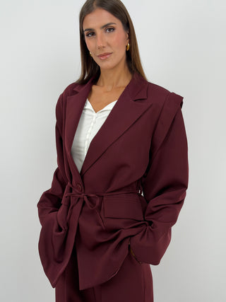 Tailleur con Spalle Strutturate Burgundy