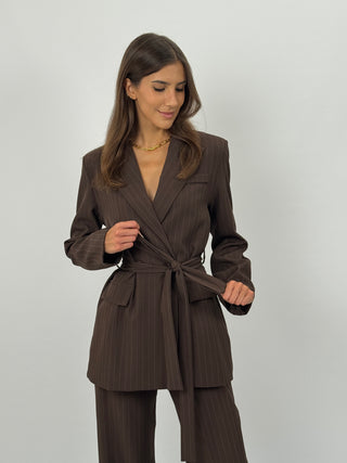 Tailleur Gessato con Cintura Brave Marrone