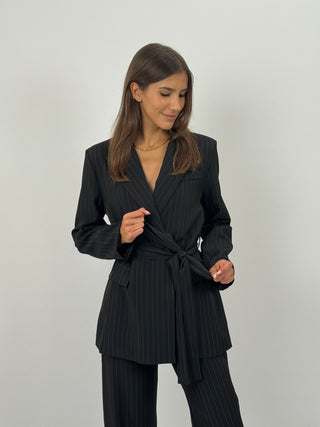 Tailleur Gessato con Cintura Brave Nero