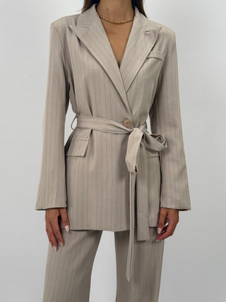 Tailleur Gessato con Cintura Brave Sabbia