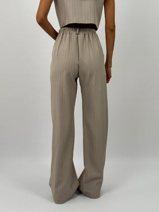Tailleur Gessato con Cintura Brave Sabbia