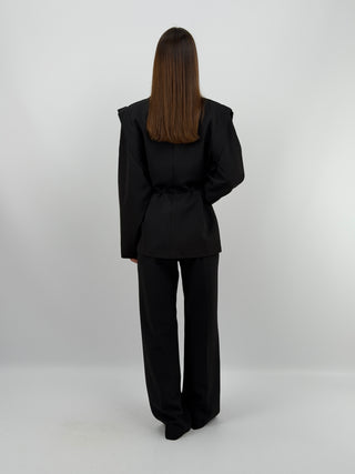 Tailleur con Spalle Strutturate Nero