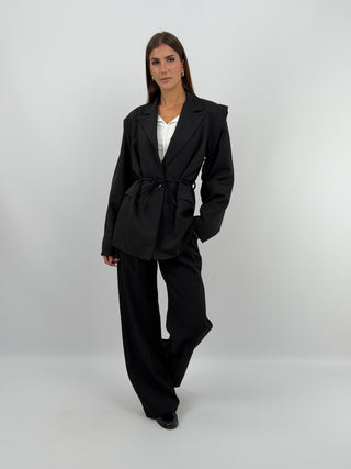 Tailleur con Spalle Strutturate Nero