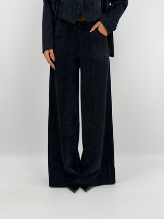 Tailleur Tre Pezzi in Velluto Blu