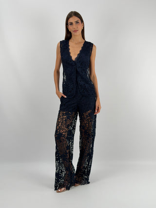 Set Gilet e Pantalone con Pizzo Blu Lumina - Coordinato blu Lumina con gilet e pantalone in pizzo traforato | Paloma Store