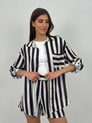 Completo Camicia e Shorts a Righe Blu