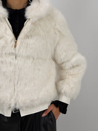 Pelliccia con Zip e Cappuccio Bormio Bianca